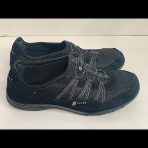 Sketchers sport women’s shoe sz 9, no lace